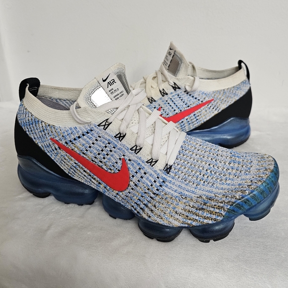 red white blue vapormax flyknit